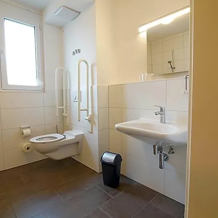 Boardinghouse N22 Oberboihingen מלון Kirchentellinsfurt